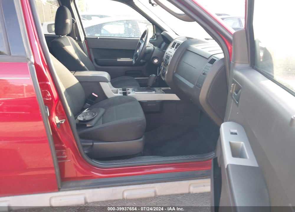 2009 FORD ESCAPE XLT VIN: 1FMCU037X9KC26859