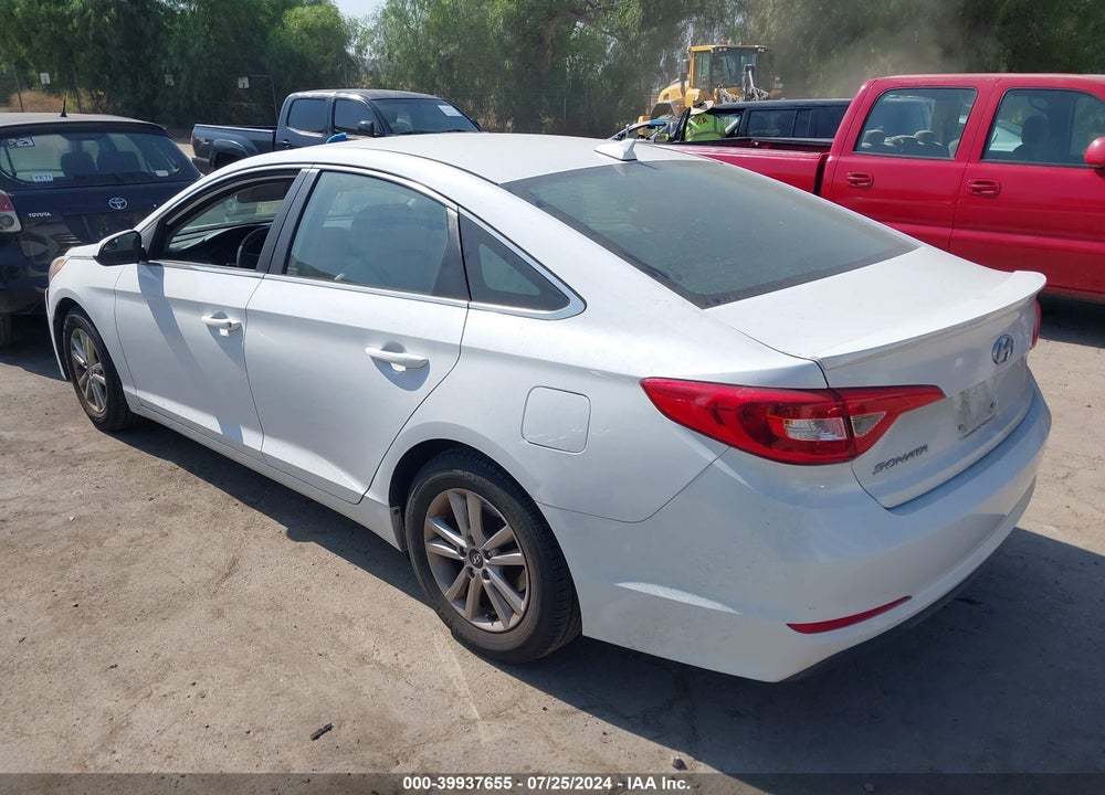 2016 HYUNDAI SONATA SE VIN: 5NPE24AF8GH359880
