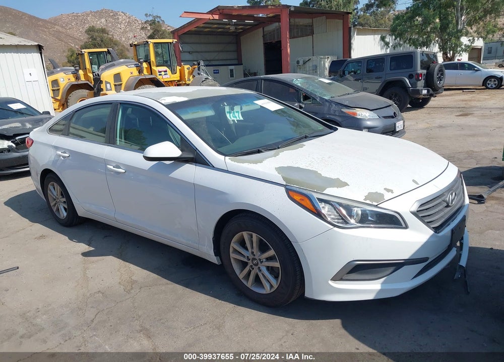 2016 HYUNDAI SONATA SE VIN: 5NPE24AF8GH359880