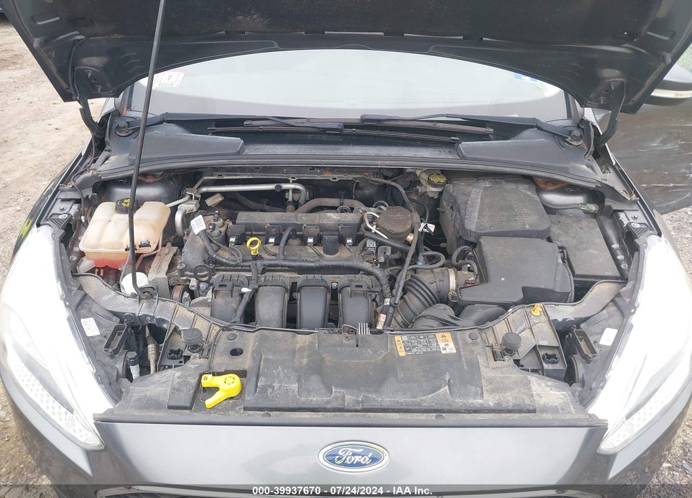 2015 FORD FOCUS SE VIN: 1FADP3K26FL251678