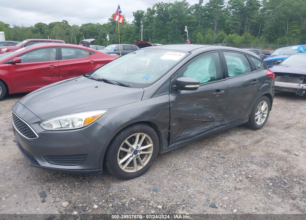 2015 FORD FOCUS SE VIN: 1FADP3K26FL251678