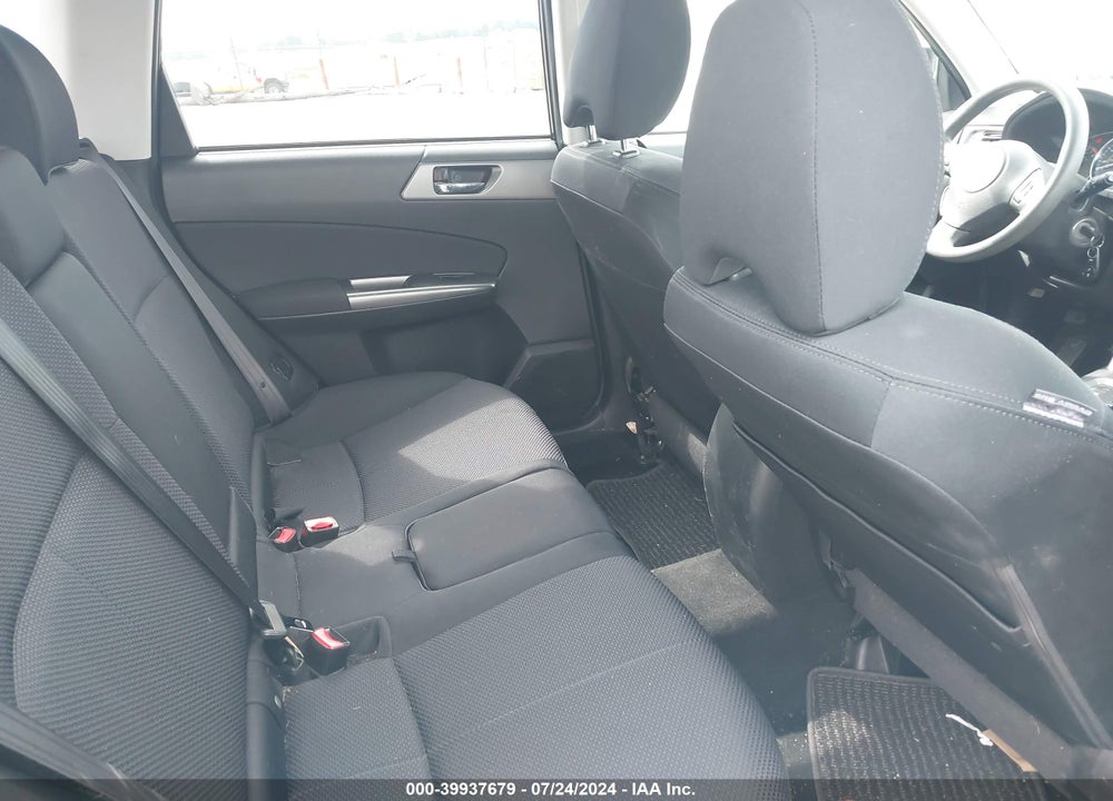 2013 SUBARU FORESTER 2.5X PREMIUM VIN: JF2SHACC4DH410614
