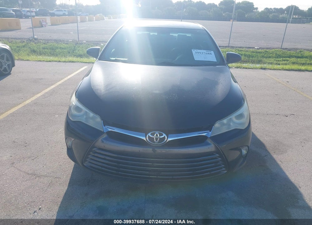 2015 TOYOTA CAMRY LE VIN: 4T1BF1FK8FU028549