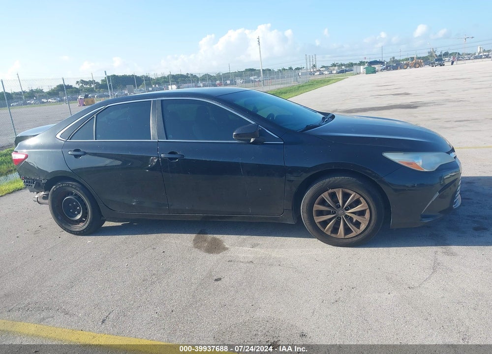 2015 TOYOTA CAMRY LE VIN: 4T1BF1FK8FU028549
