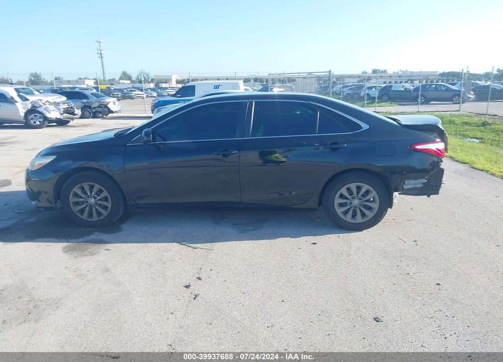 2015 TOYOTA CAMRY LE VIN: 4T1BF1FK8FU028549