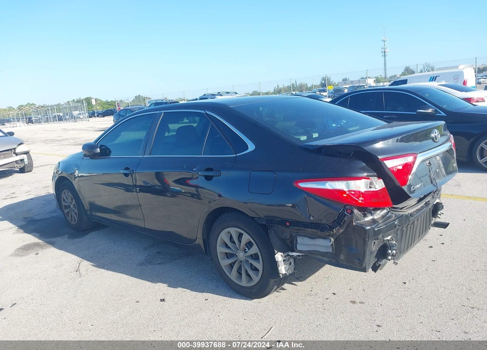 2015 TOYOTA CAMRY LE VIN: 4T1BF1FK8FU028549