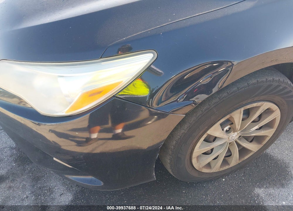 2015 TOYOTA CAMRY LE VIN: 4T1BF1FK8FU028549
