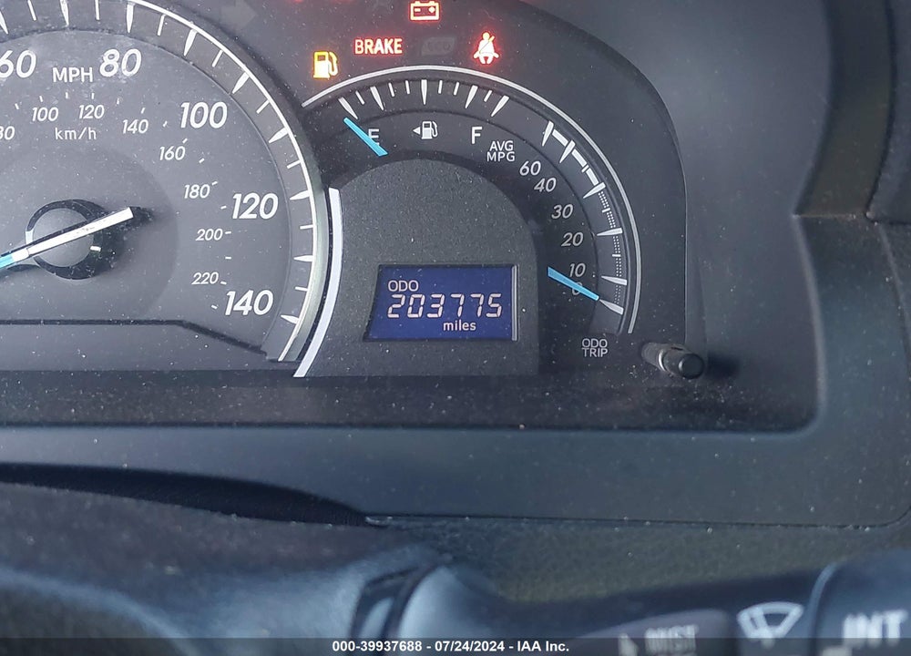 2015 TOYOTA CAMRY LE VIN: 4T1BF1FK8FU028549