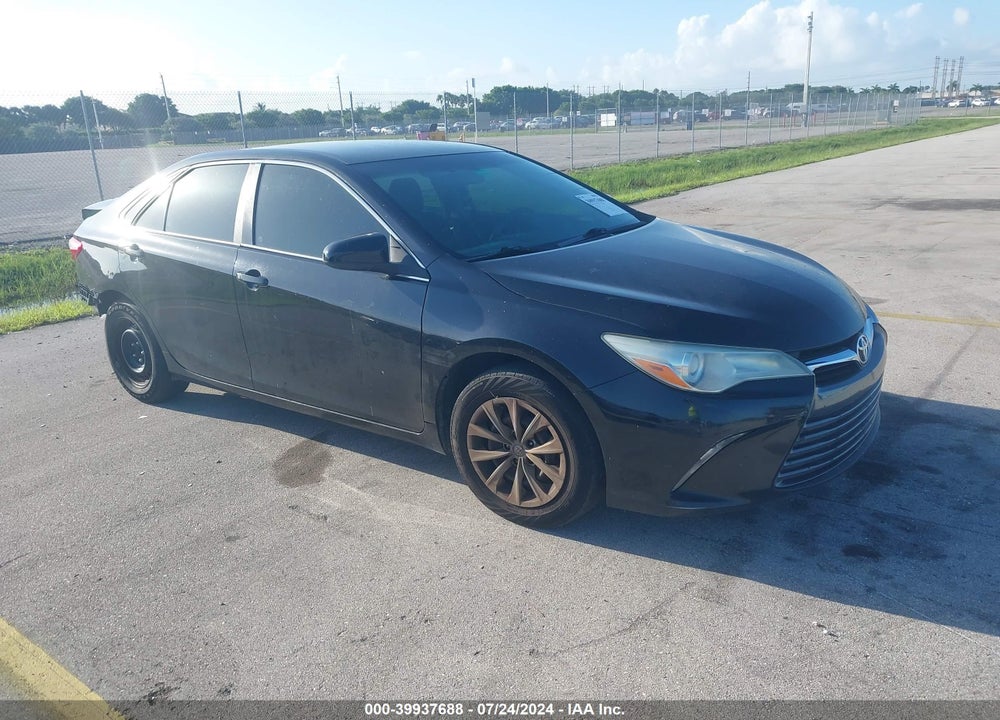 2015 TOYOTA CAMRY LE VIN: 4T1BF1FK8FU028549