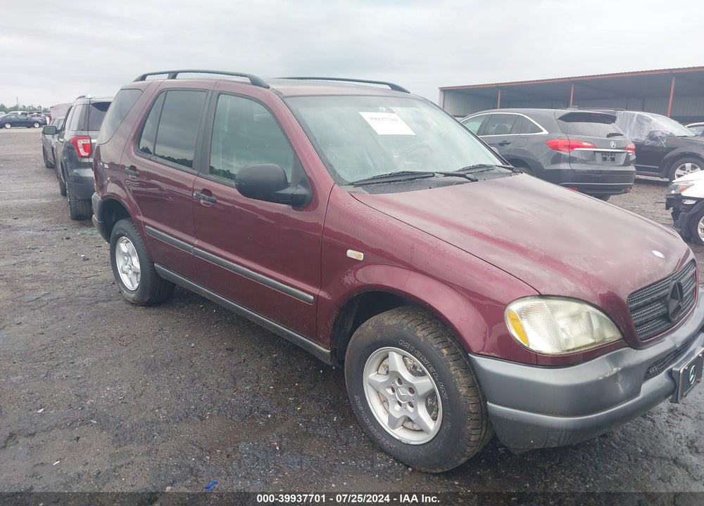 1998 MERCEDES-BENZ ML 320 CLASSIC VIN: 4JGAB54E0WA043799