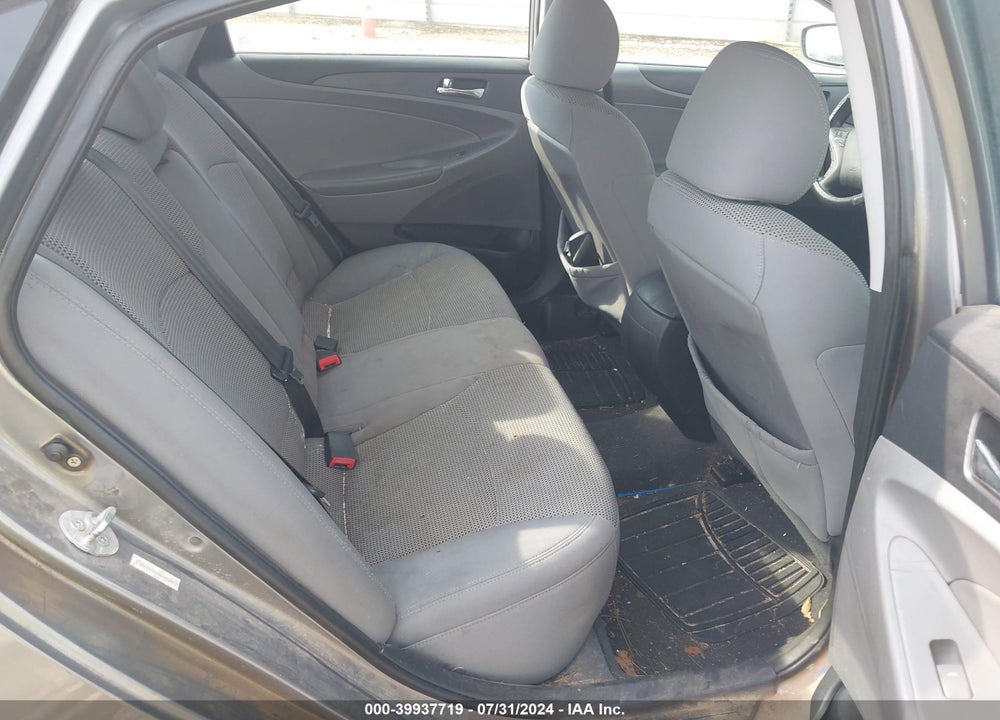 2011 HYUNDAI SONATA GLS VIN: 5NPEB4AC6BH069006