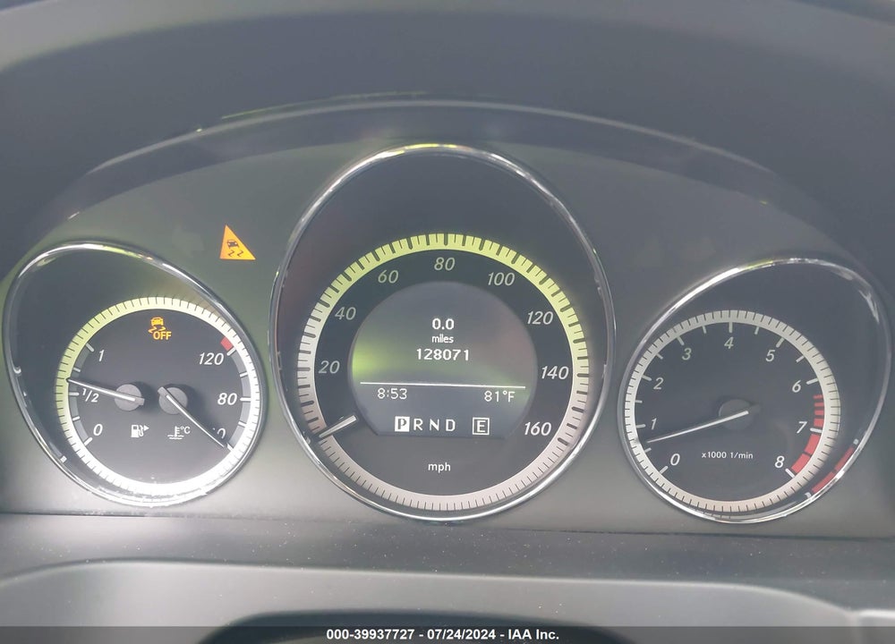 2011 MERCEDES-BENZ C 300 LUXURY 4MATIC/SPORT 4MATIC VIN: WDDGF8BB4BR179674