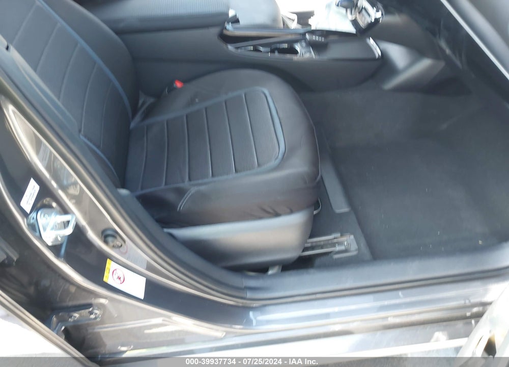 2021 TOYOTA PRIUS PRIME LE VIN: JTDKAMFP7M3191227
