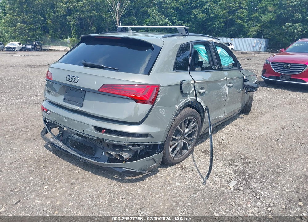 2024 AUDI SQ5 PREMIUM PLUS TFSI QUATTRO TIPTRONIC VIN: WA1B4AFY2R2044948