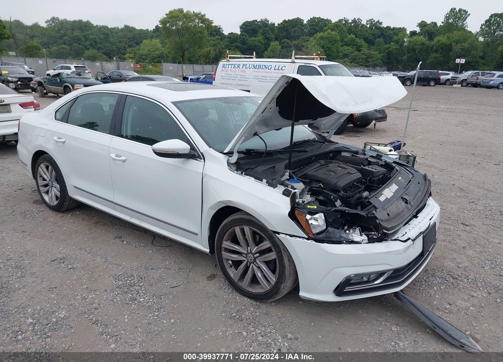 2016 VOLKSWAGEN PASSAT 1.8T SEL VIN: 1VWCT7A39GC009811