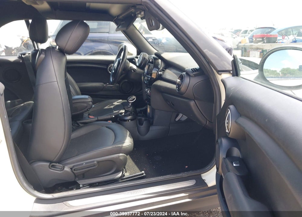 2019 MINI CONVERTIBLE COOPER VIN: WMWWG5C5XK3F79784