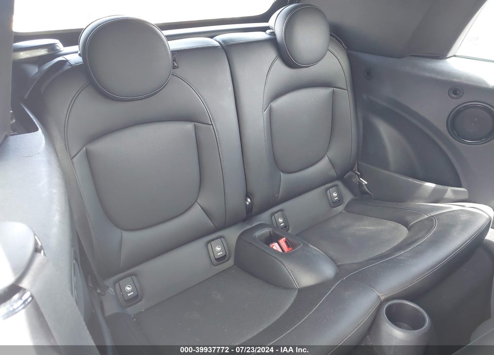 2019 MINI CONVERTIBLE COOPER VIN: WMWWG5C5XK3F79784