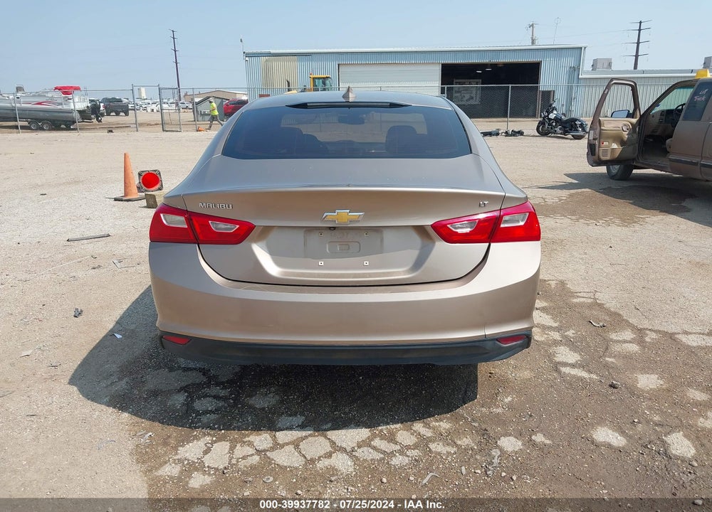 2018 CHEVROLET MALIBU LT VIN: 1G1ZD5ST0JF260504