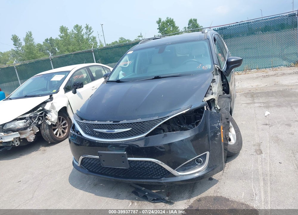 2017 CHRYSLER PACIFICA TOURING L PLUS VIN: 2C4RC1EG6HR734606