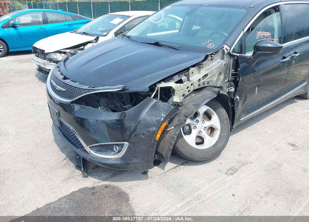 2017 CHRYSLER PACIFICA TOURING L PLUS VIN: 2C4RC1EG6HR734606