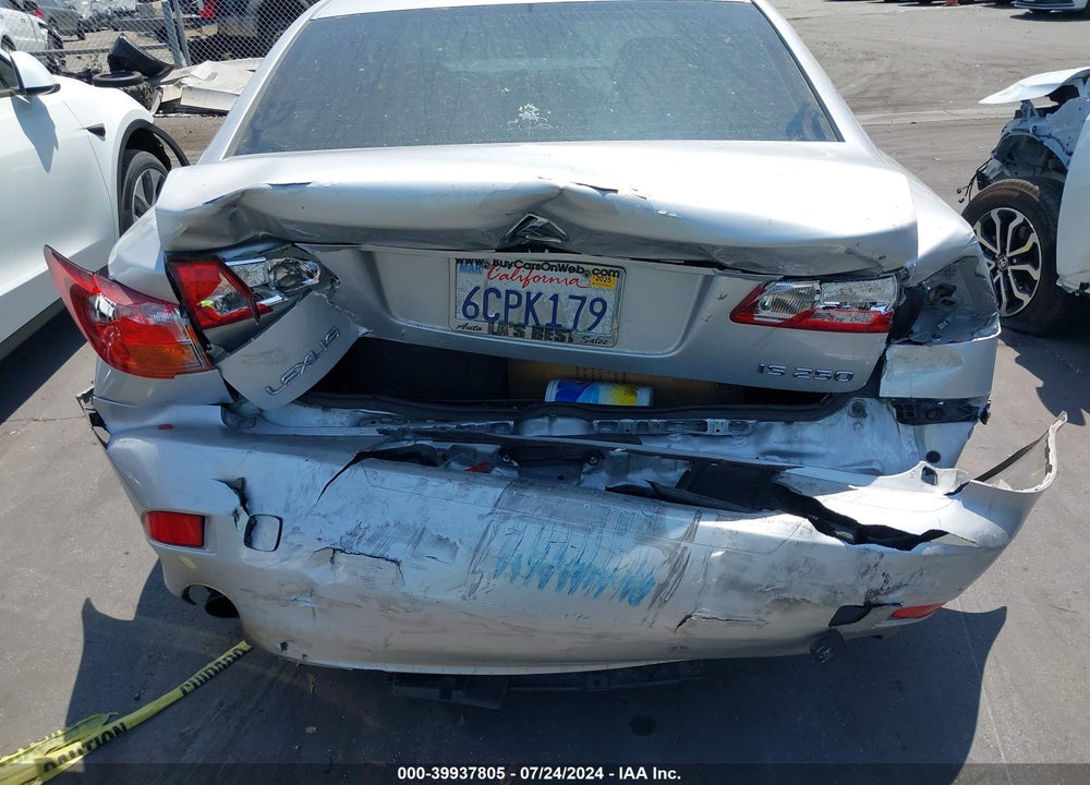 2008 LEXUS IS 250 VIN: JTHBK262X85058332