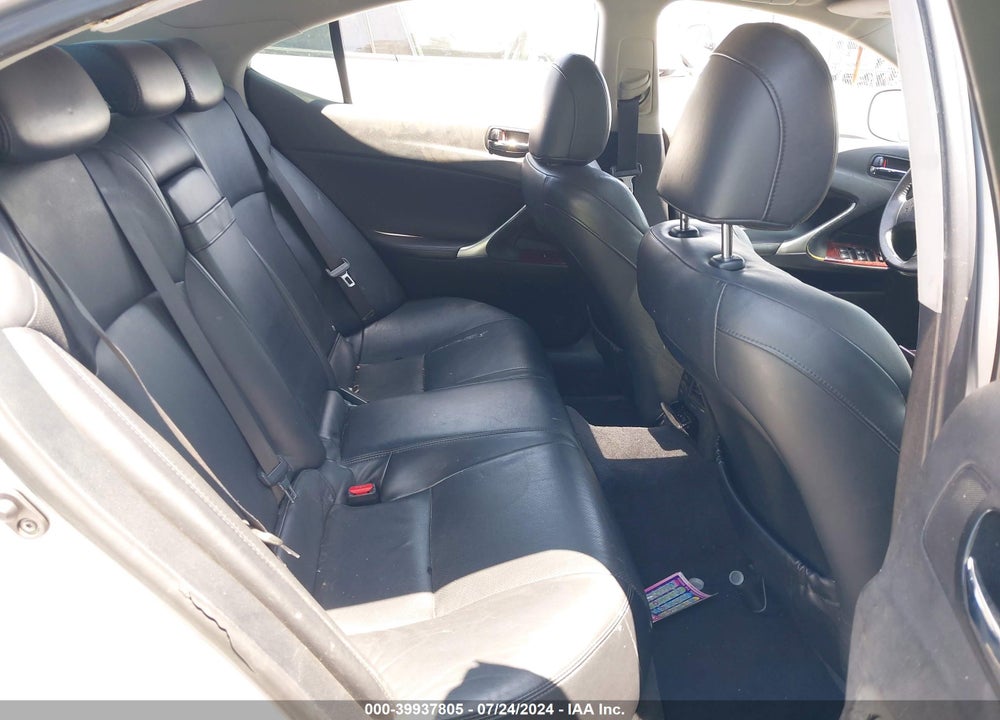 2008 LEXUS IS 250 VIN: JTHBK262X85058332
