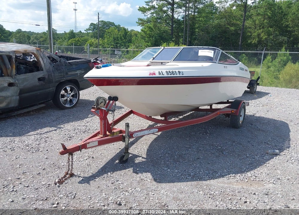 1993 GLASSTREAM SKIBOAT VIN: CGMGH102D393