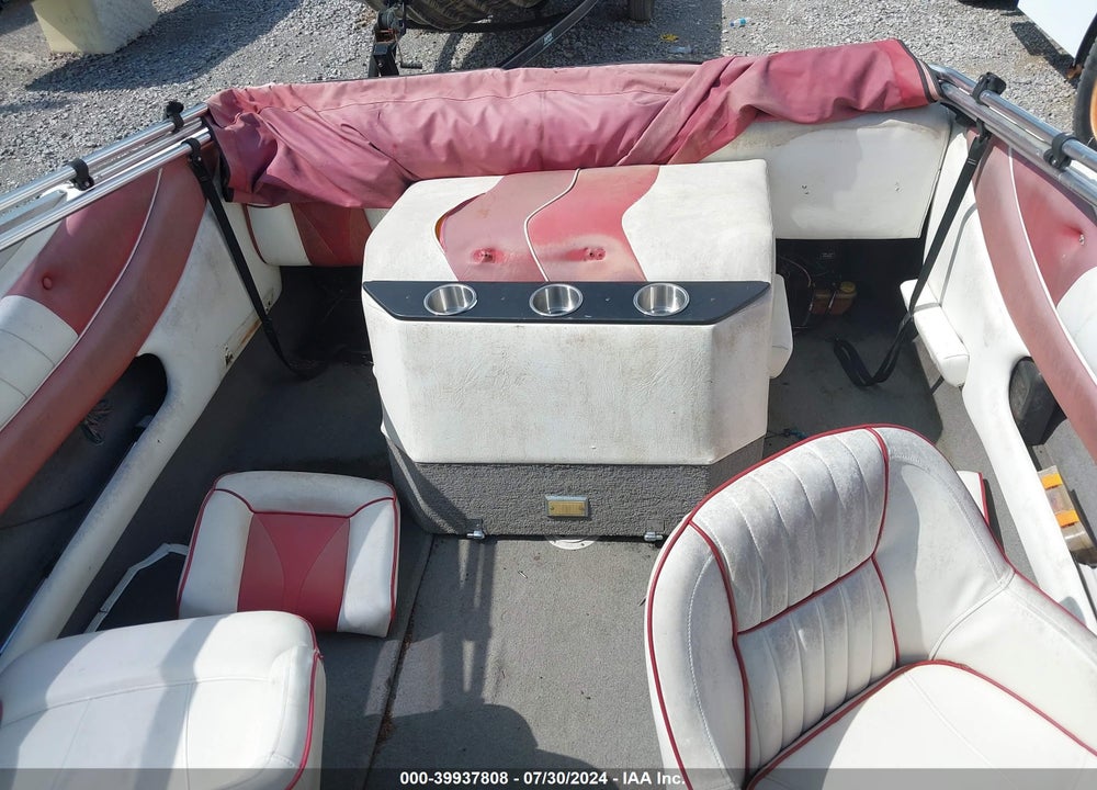 1993 GLASSTREAM SKIBOAT VIN: CGMGH102D393