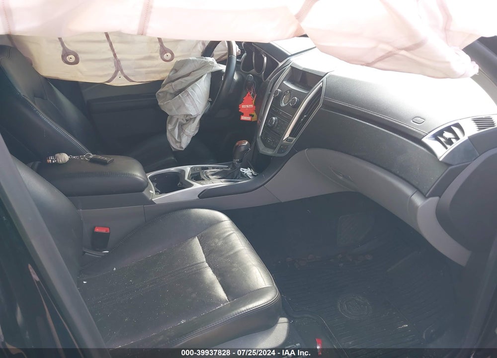 2010 CADILLAC SRX LUXURY COLLECTION VIN: 3GYFNAEY1AS653053
