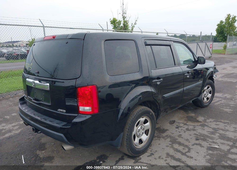 2011 HONDA PILOT LX VIN: 5FNYF4H22BB014419