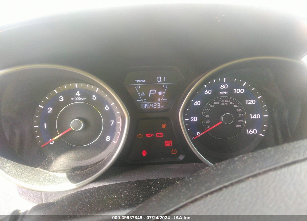 2015 HYUNDAI ELANTRA SE VIN: 5NPDH4AE9FH607506