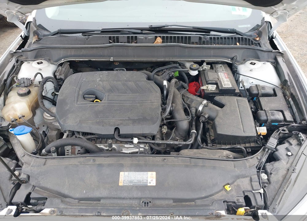 2015 FORD FUSION SE VIN: 1FA6P0HD6F5123901