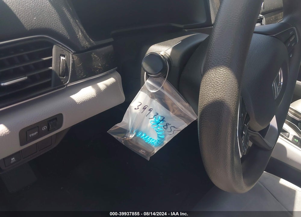 2019 HONDA ACCORD LX VIN: 1HGCV1F11KA069010