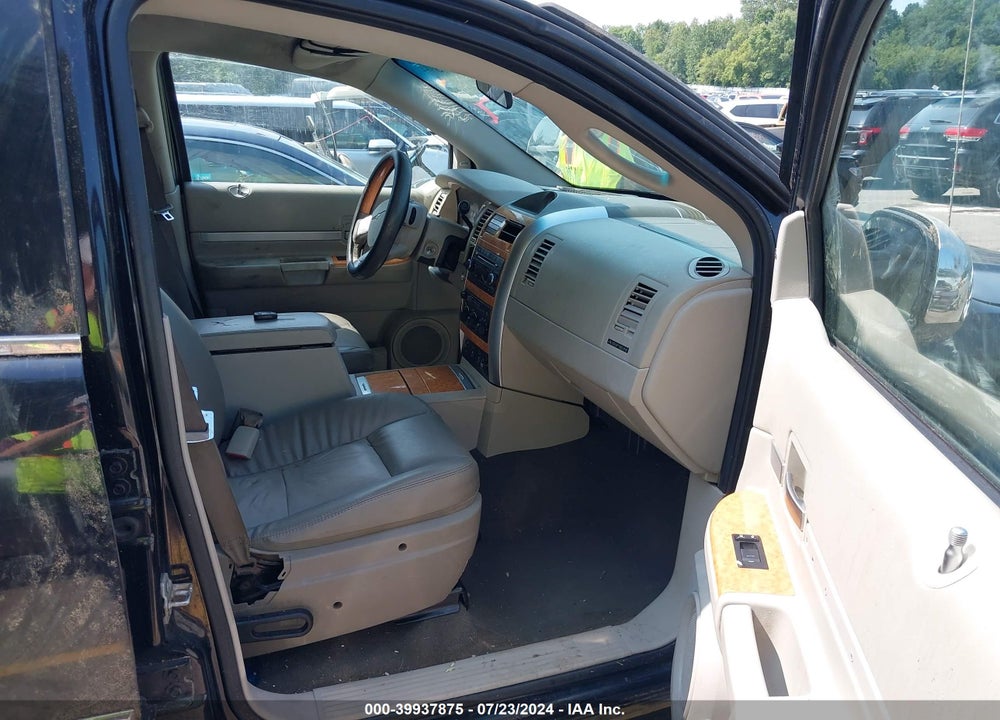 2008 CHRYSLER ASPEN LIMITED VIN: 1A8HW58N28F113917