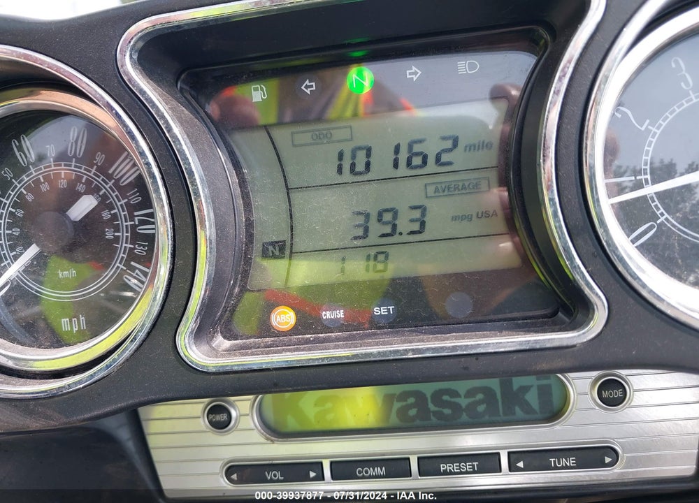 2012 KAWASAKI VN1700 B VIN: JKBVNRB13CA005716