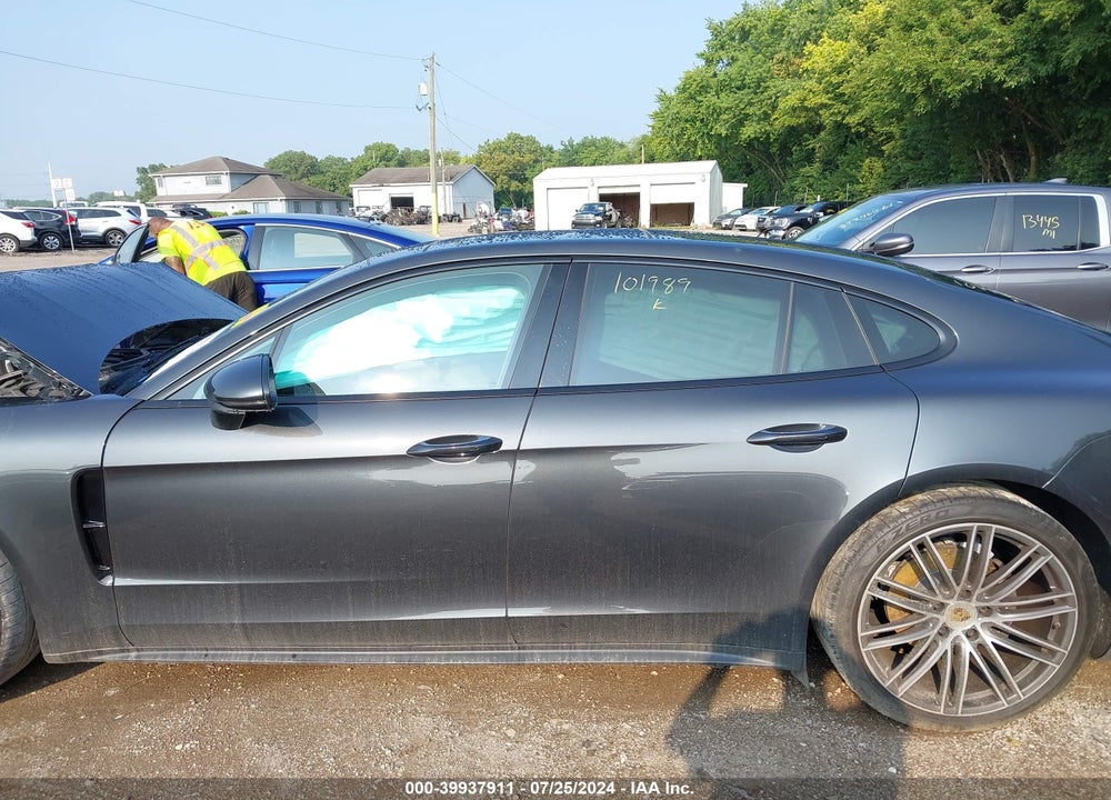 2018 PORSCHE PANAMERA 4 VIN: WP0AA2A7XJL101989