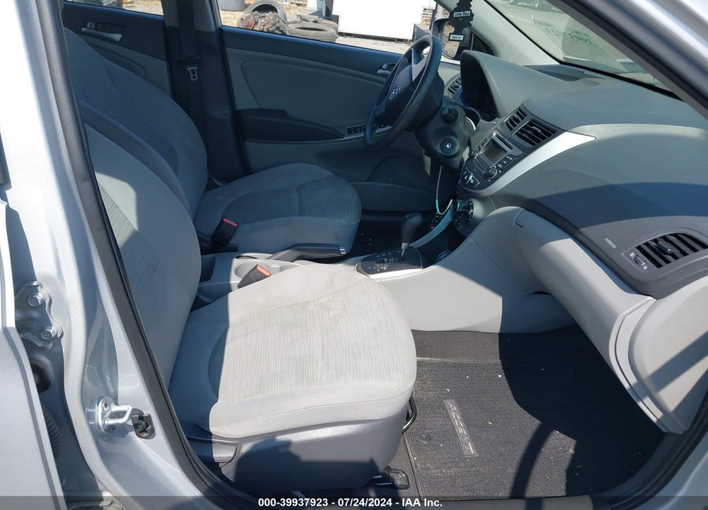 2017 HYUNDAI ACCENT SE VIN: KMHCT4AE8HU297704