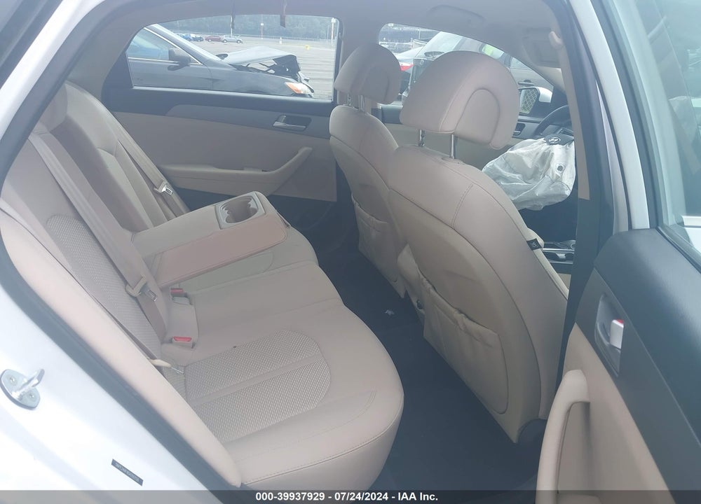 2016 HYUNDAI SONATA SE VIN: 5NPE24AF8GH292150