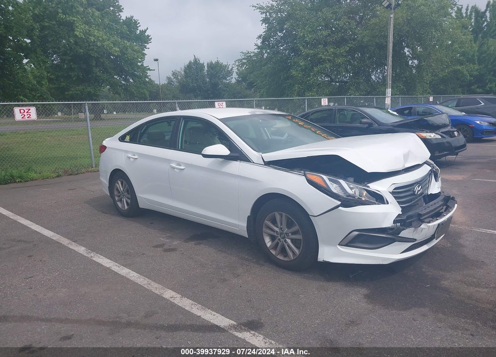 2016 HYUNDAI SONATA SE VIN: 5NPE24AF8GH292150