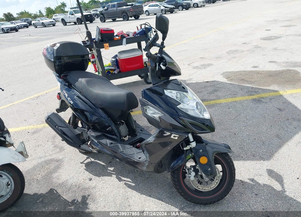 2023 YNGF 150CC SCOOTER VIN: LL0TCKPSXPG000344