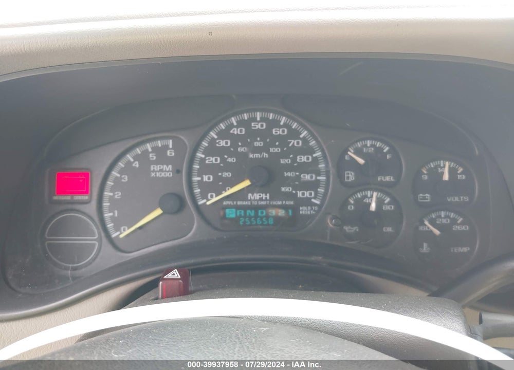 2000 GMC YUKON SLT VIN: 1GKEK13T1YJ147479