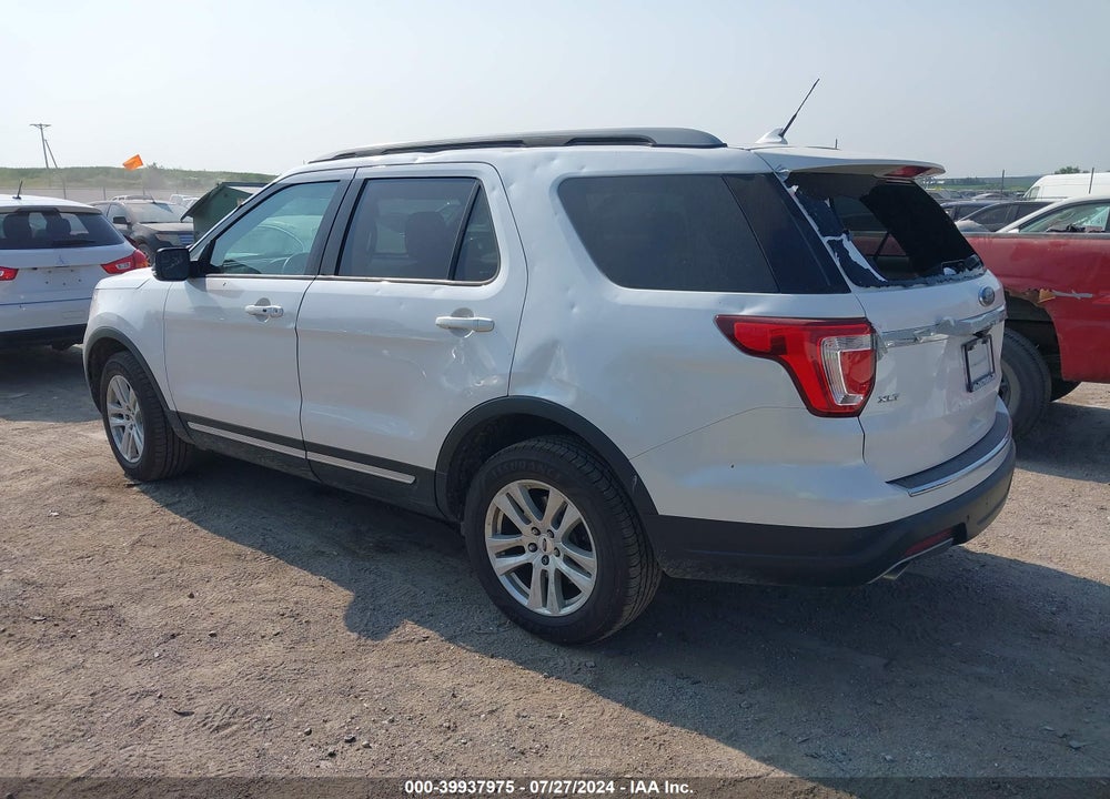 2018 FORD EXPLORER XLT VIN: 1FM5K8D81JGA00382