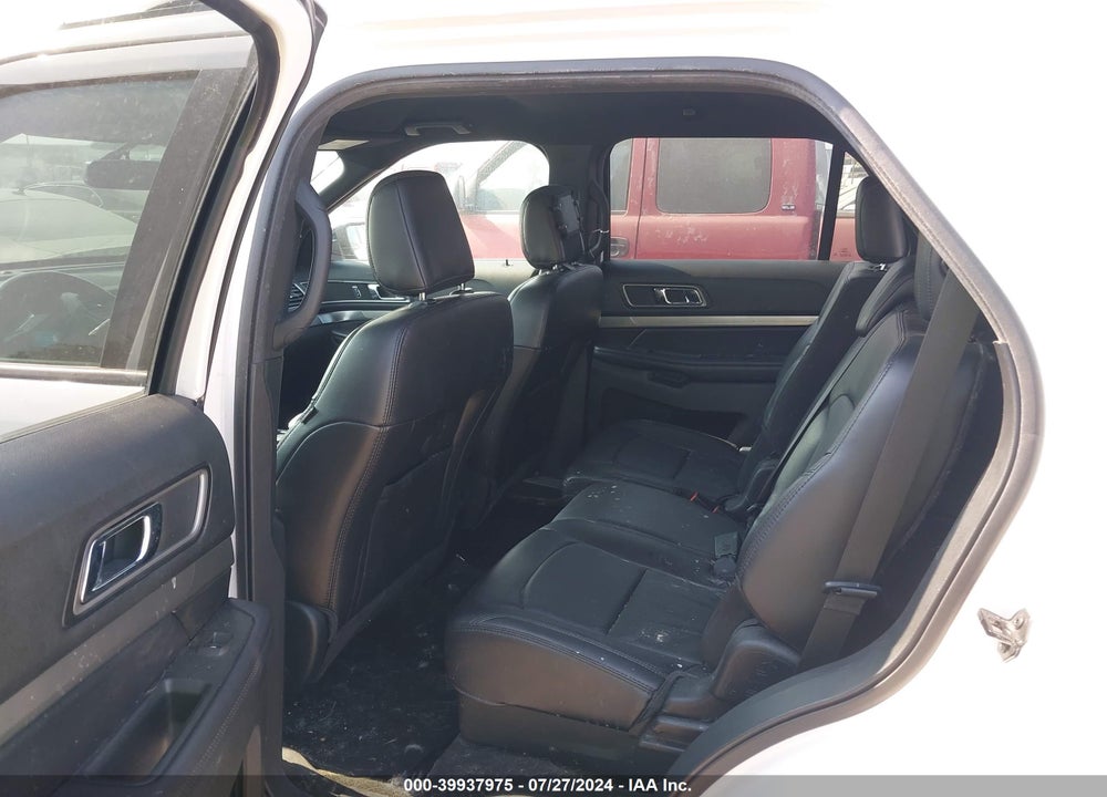 2018 FORD EXPLORER XLT VIN: 1FM5K8D81JGA00382
