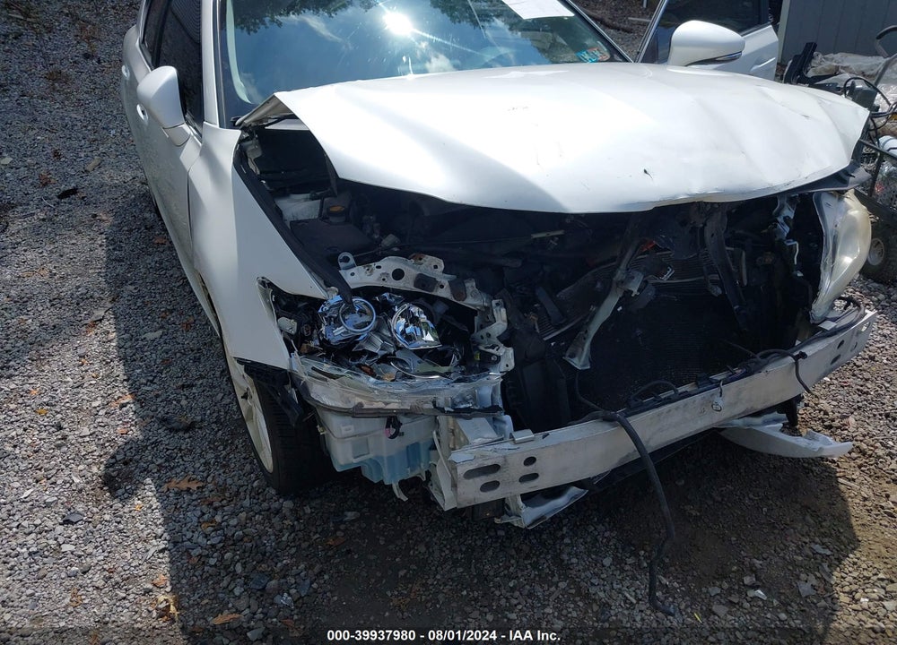 2013 LEXUS CT 200H VIN: JTHKD5BH5D2124402