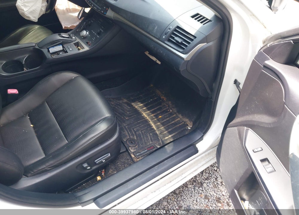 2013 LEXUS CT 200H VIN: JTHKD5BH5D2124402