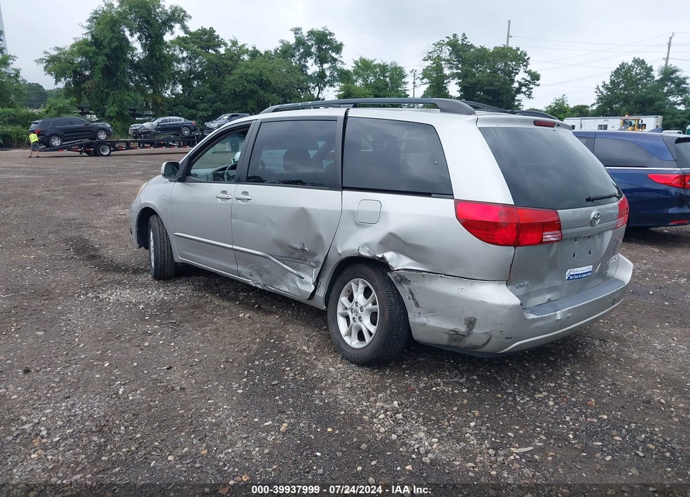 2004 TOYOTA SIENNA XLE VIN: 5TDZA22C14S037634