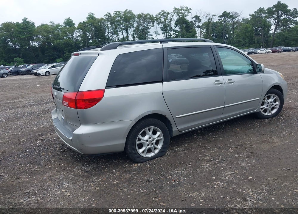 2004 TOYOTA SIENNA XLE VIN: 5TDZA22C14S037634