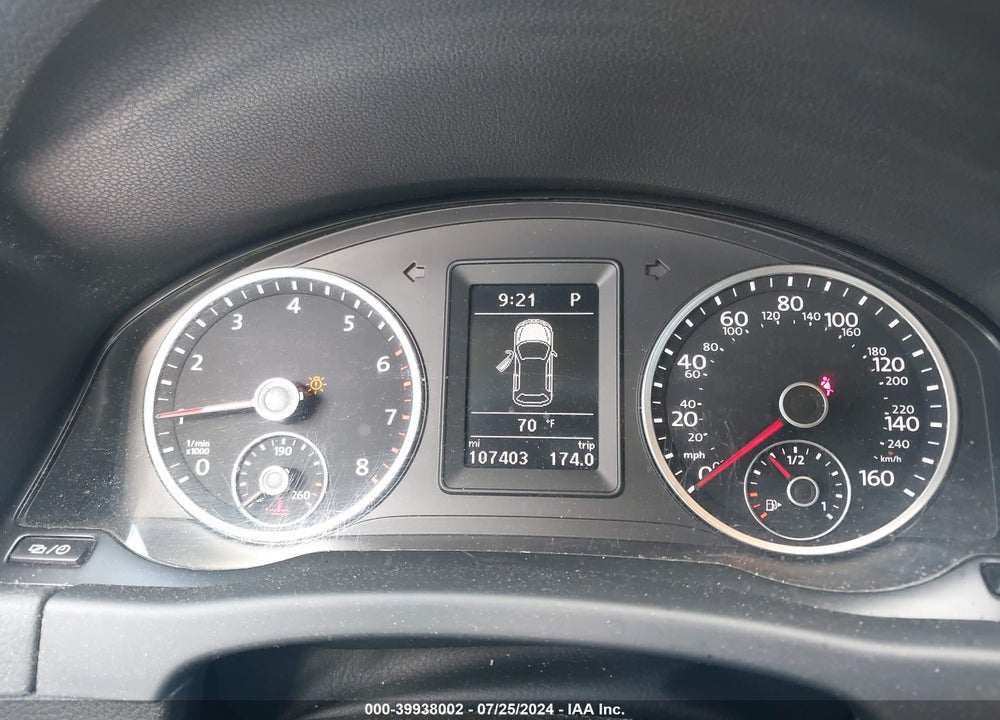 2018 VOLKSWAGEN TIGUAN LIMITED 2.0T VIN: WVGBV7AX6JK004246