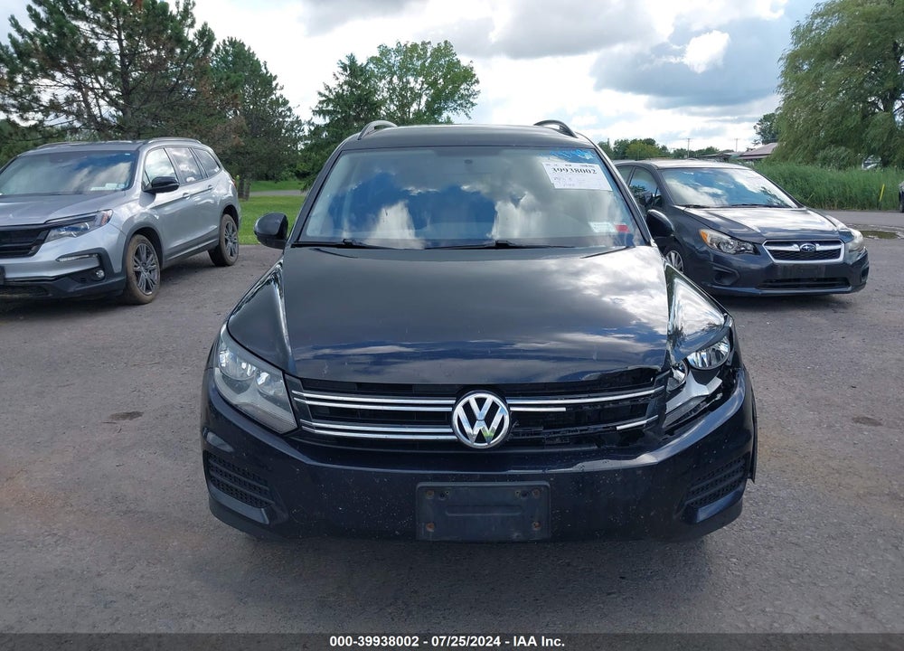 2018 VOLKSWAGEN TIGUAN LIMITED 2.0T VIN: WVGBV7AX6JK004246
