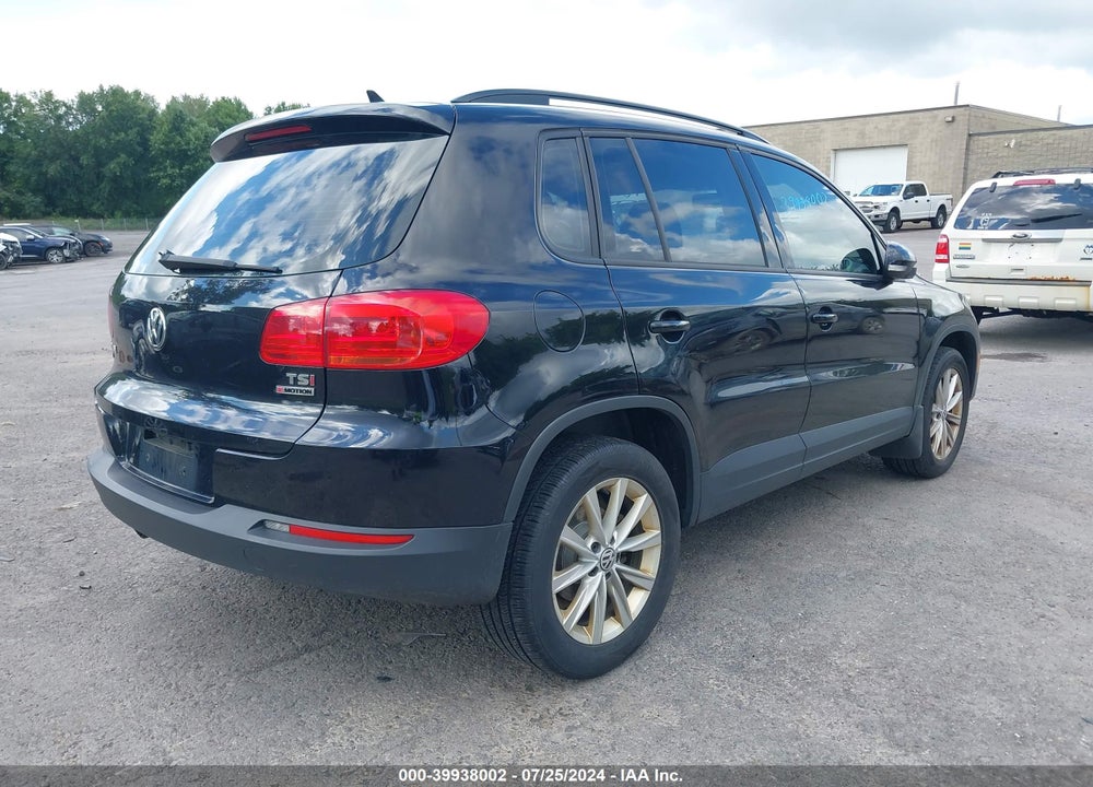2018 VOLKSWAGEN TIGUAN LIMITED 2.0T VIN: WVGBV7AX6JK004246